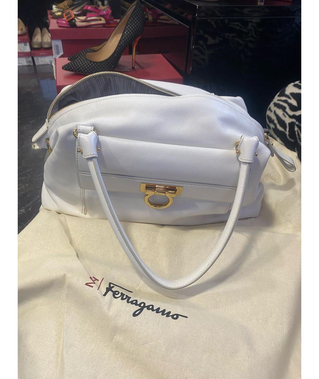 FERRAGAMO Белая кожаная сумка с короткими ручками, фото 8