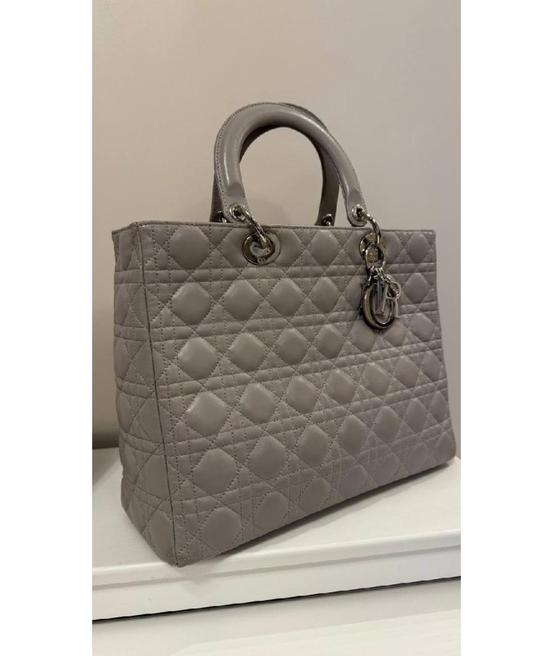 CHRISTIAN DIOR Серая кожаная сумка с короткими ручками, фото 2