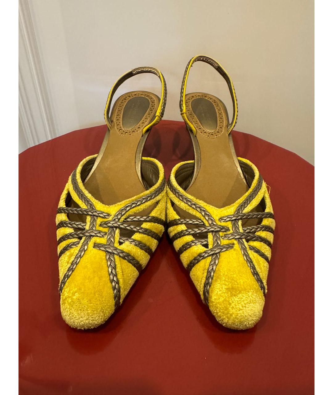 BOTTEGA VENETA Желтые босоножки, фото 2