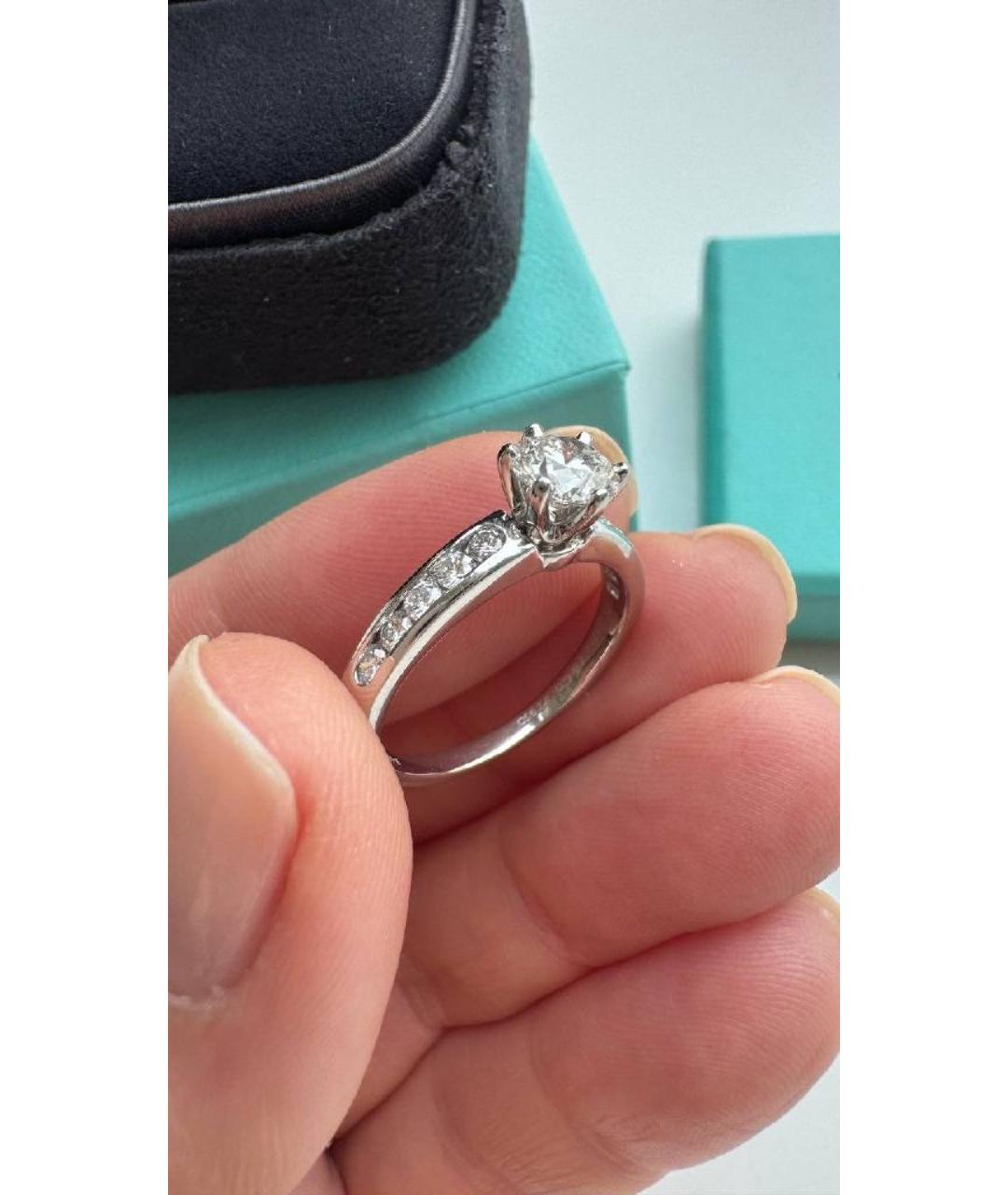 TIFFANY&CO Белое платиновое кольцо, фото 3