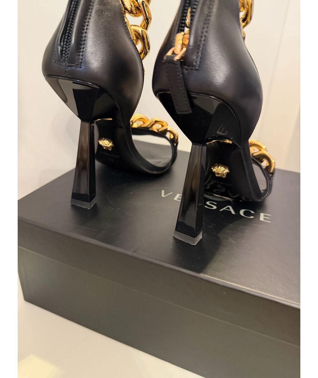 VERSACE Черные кожаные босоножки, фото 4