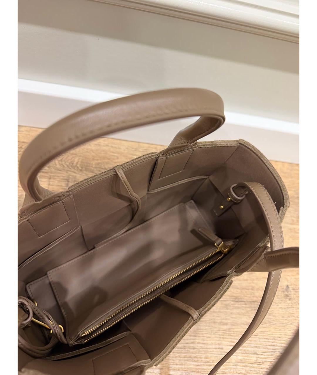 BOTTEGA VENETA Коричневая кожаная сумка тоут, фото 3