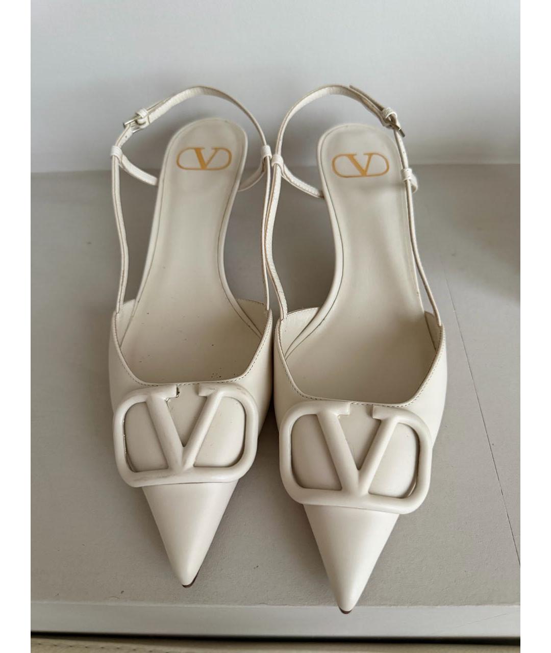 VALENTINO Бежевые кожаные туфли, фото 2