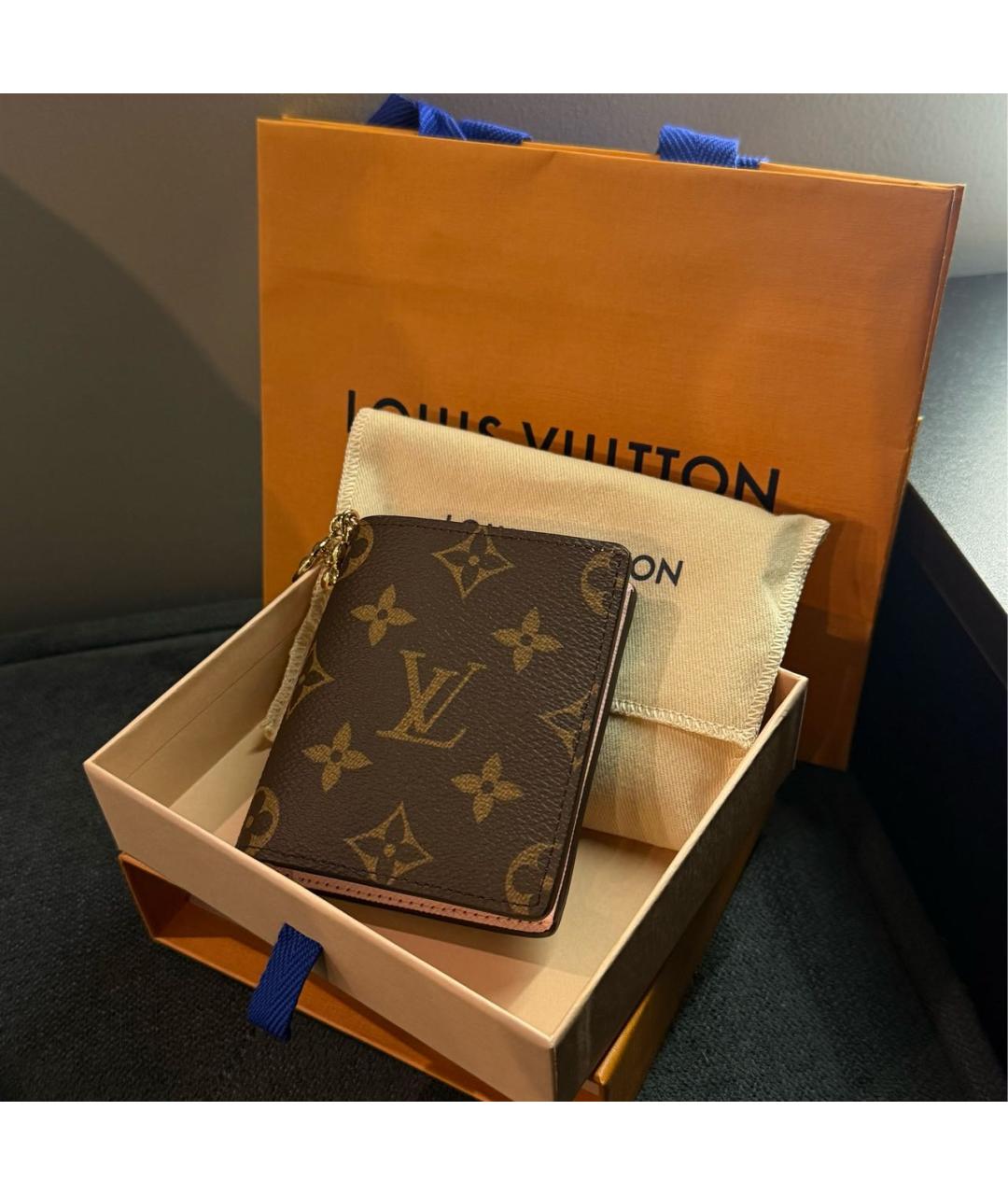 LOUIS VUITTON Коричневый кошелек, фото 5