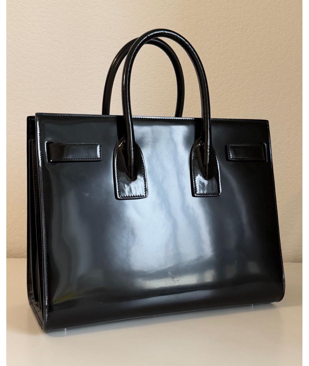 SAINT LAURENT Черная сумка через плечо из лакированной кожи, фото 3