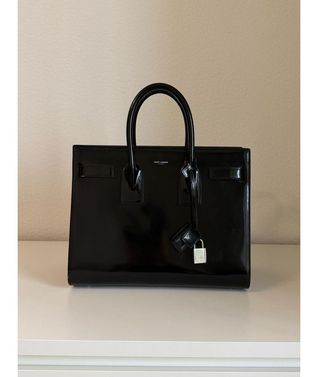 SAINT LAURENT Черная сумка через плечо из лакированной кожи, фото 9