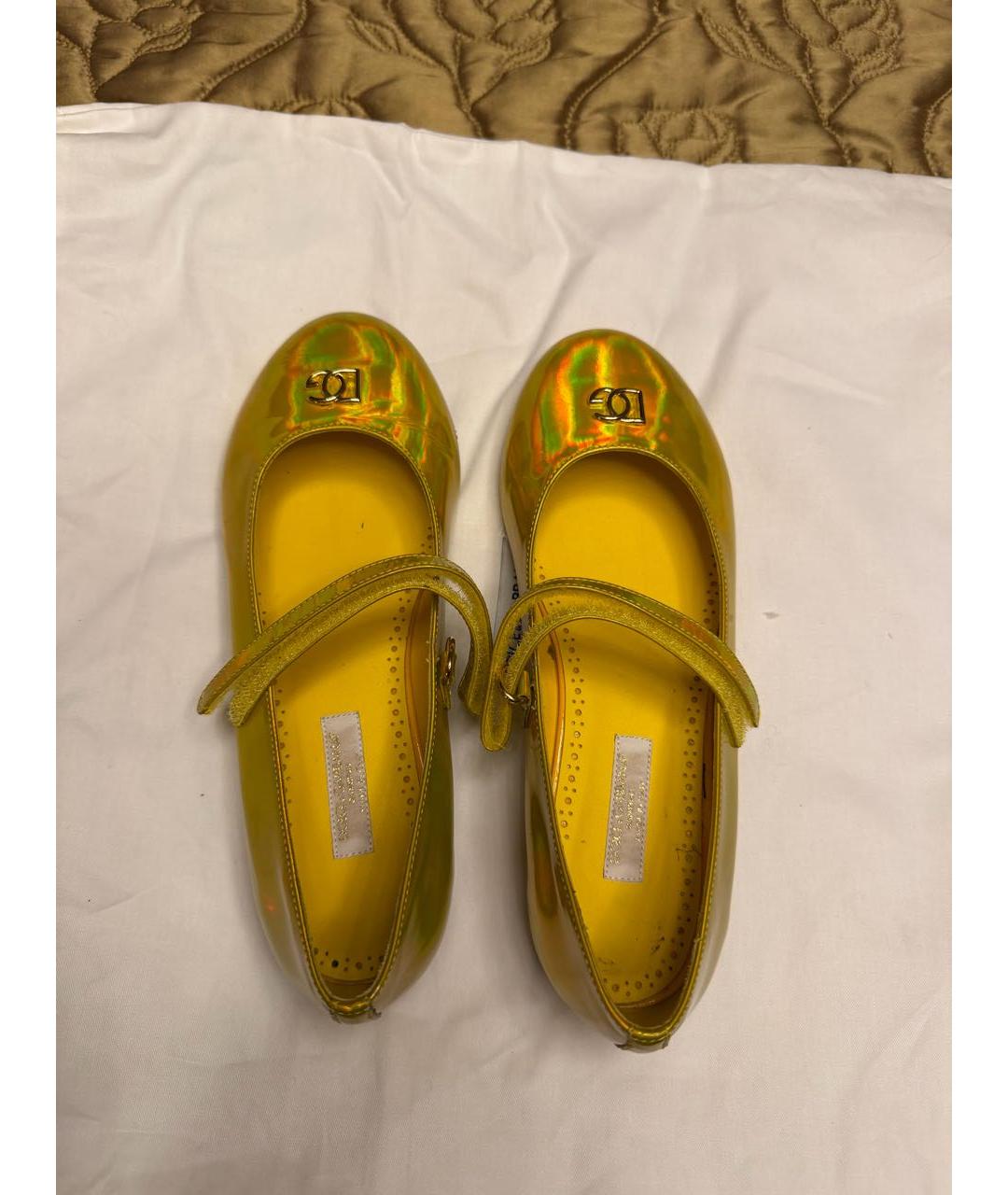DOLCE & GABBANA KIDS Золотые туфли из лакированной кожи, фото 4