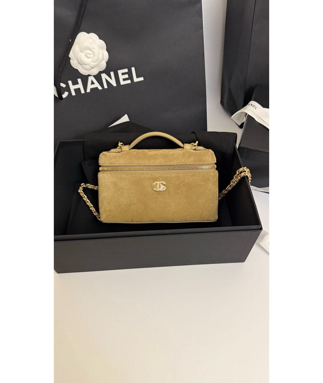 CHANEL Бежевая замшевая сумка через плечо, фото 3