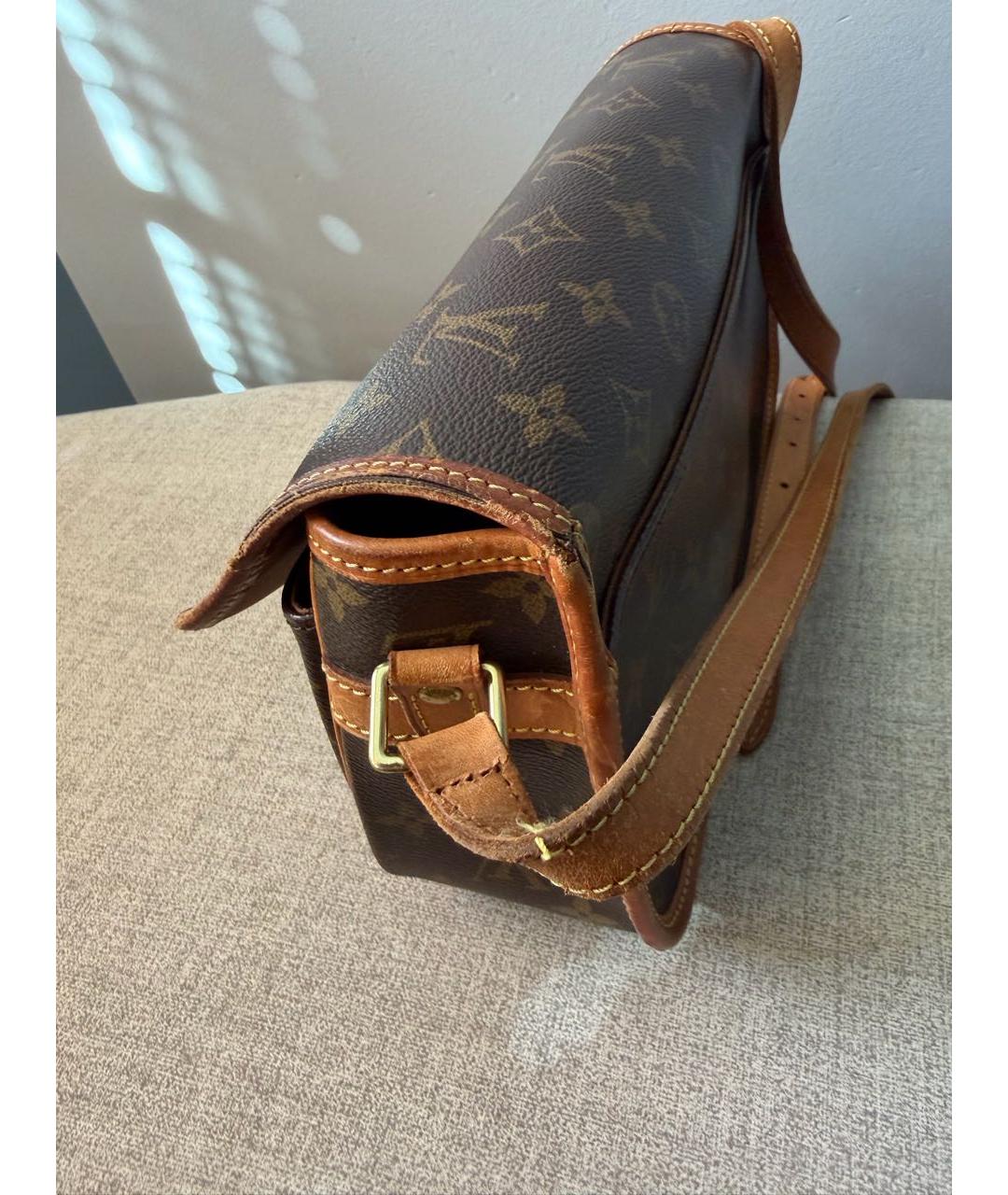LOUIS VUITTON Коричневая кожаная сумка через плечо, фото 6
