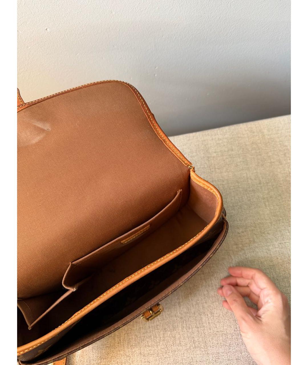 LOUIS VUITTON Коричневая кожаная сумка через плечо, фото 4