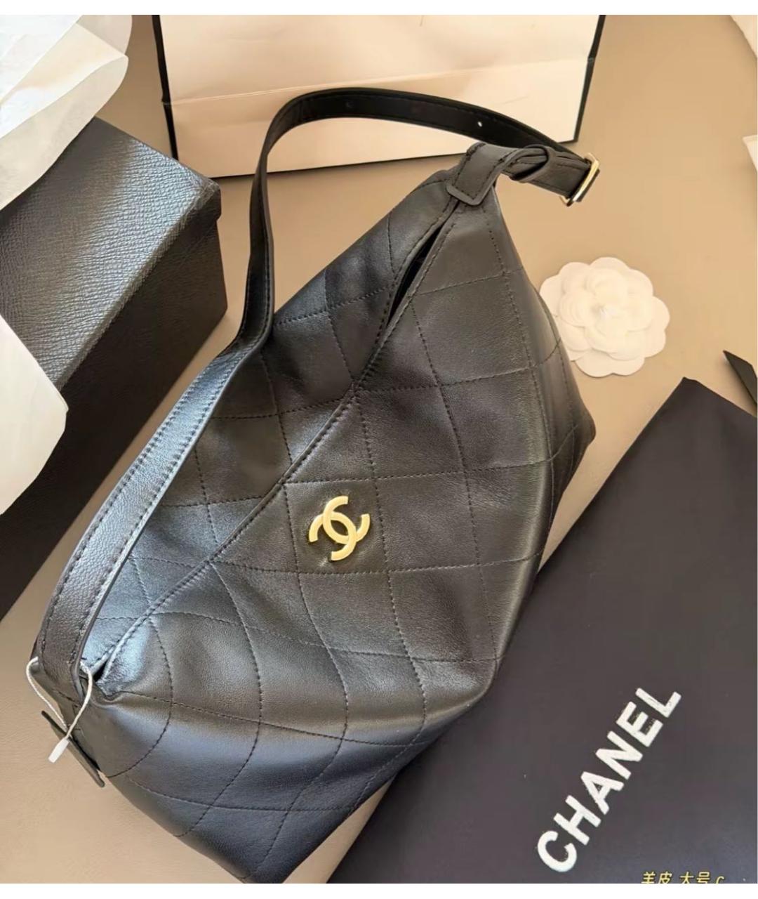 CHANEL Черная кожаная сумка через плечо, фото 3