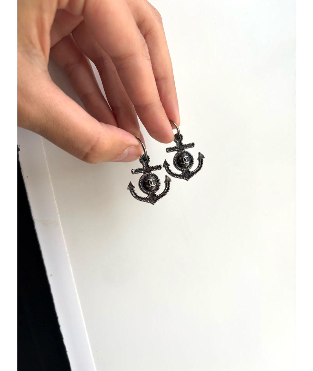 CHANEL Антрацитовые серьги, фото 2