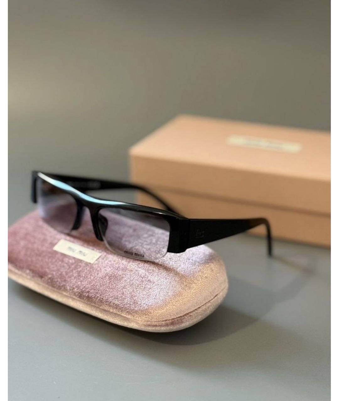 MIU MIU Черные пластиковые солнцезащитные очки, фото 6