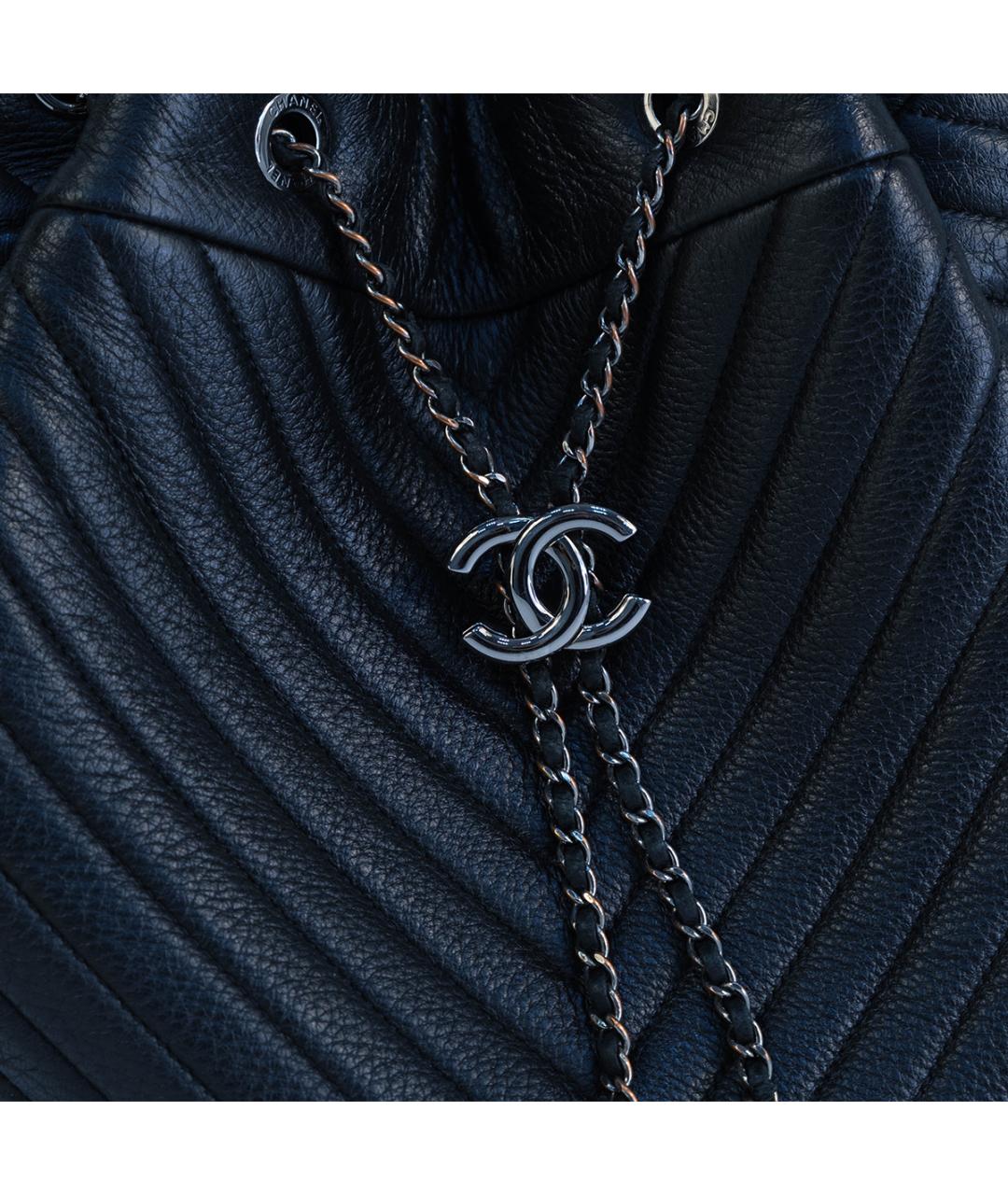 CHANEL Черная кожаная сумка тоут, фото 5