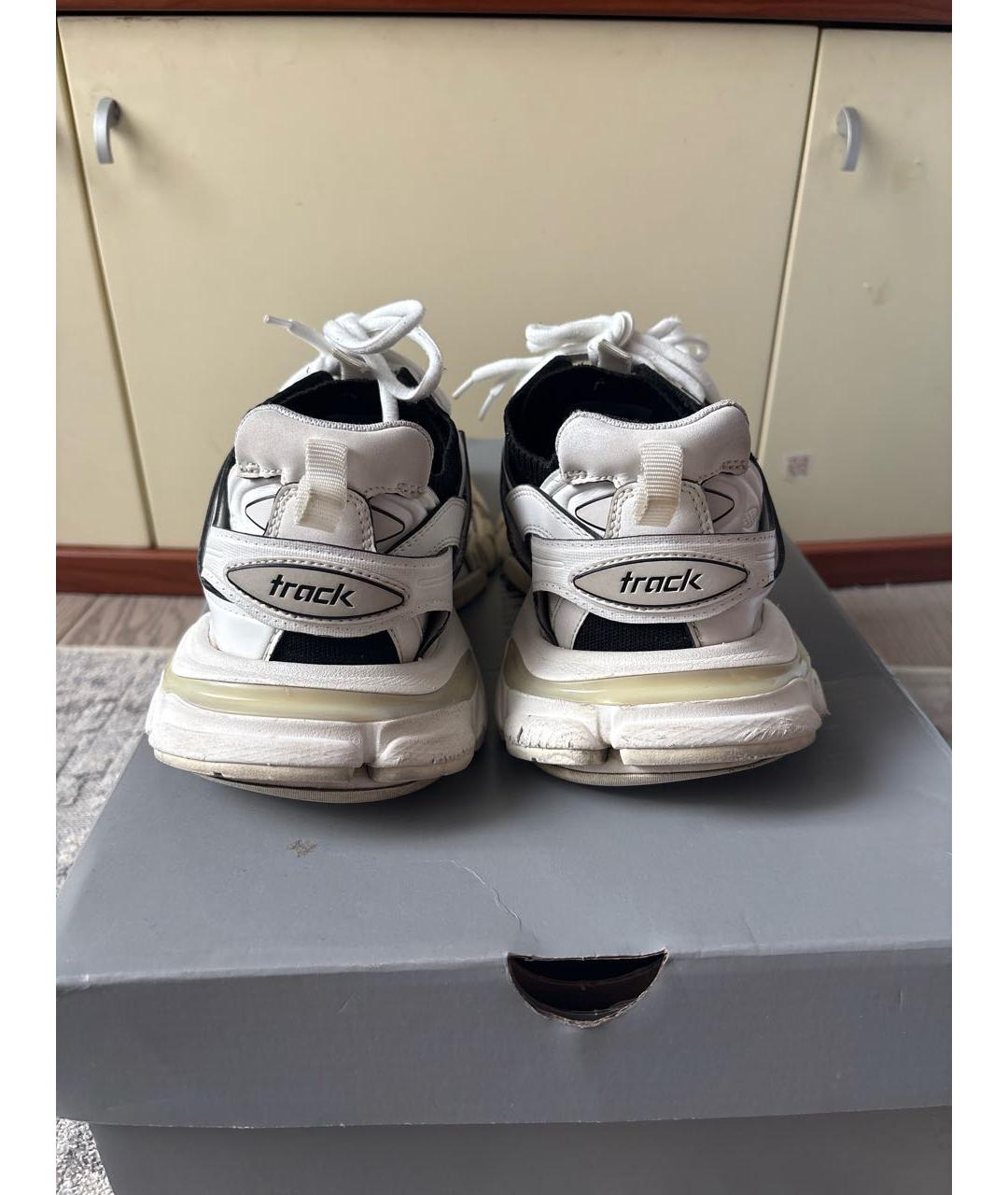 BALENCIAGA Белые кожаные кроссовки, фото 4