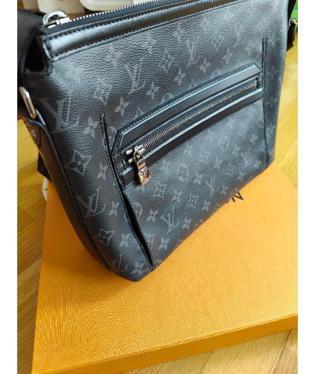 LOUIS VUITTON Антрацитовая кожаная сумка на плечо, фото 2