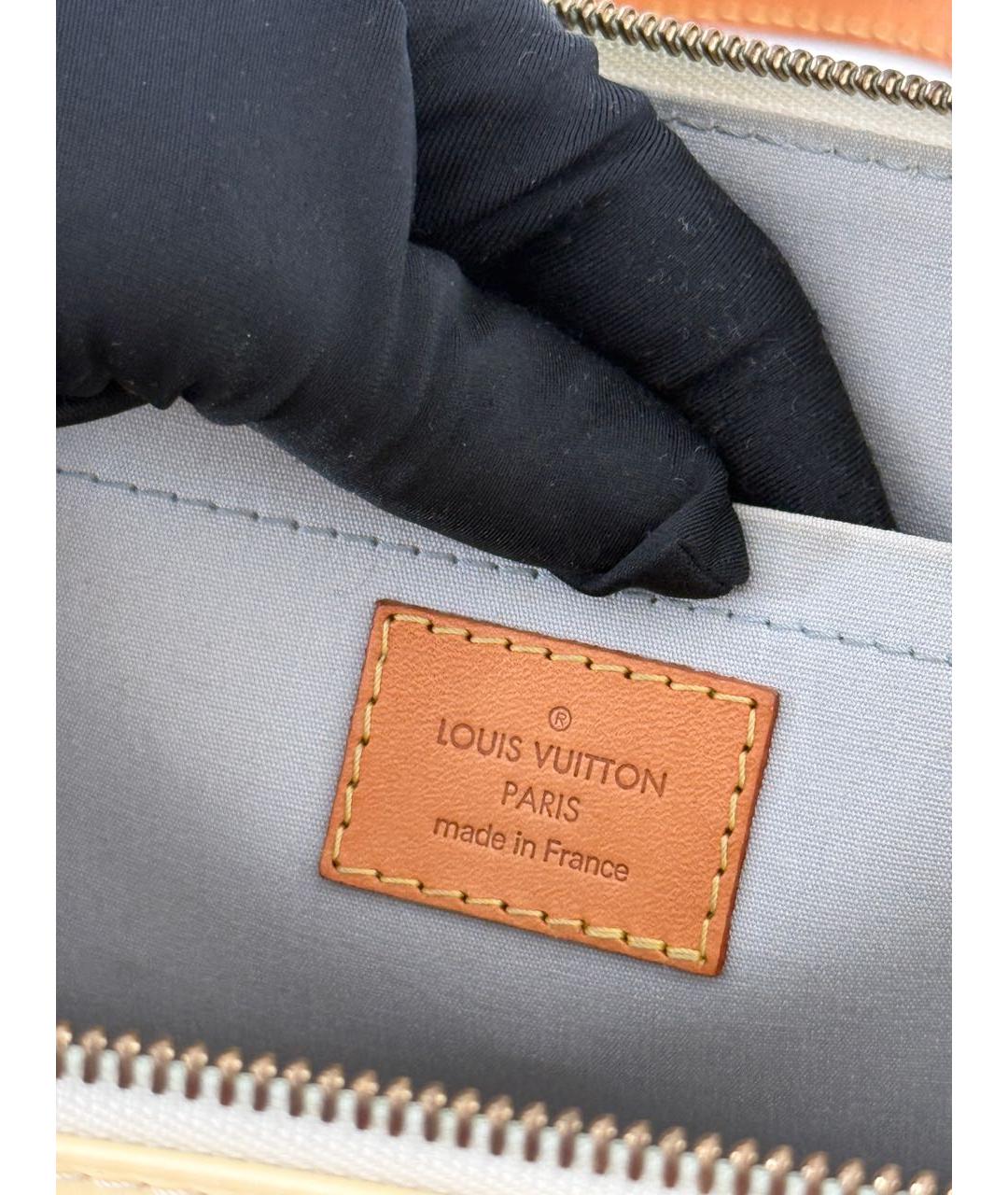 LOUIS VUITTON Бежевая сумка с короткими ручками из лакированной кожи, фото 3