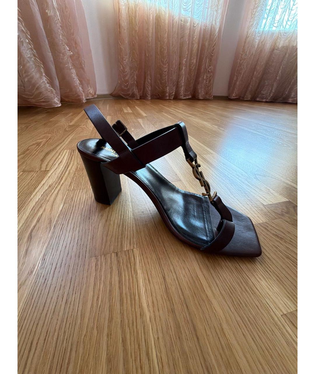 SAINT LAURENT Коричневые кожаные босоножки, фото 5