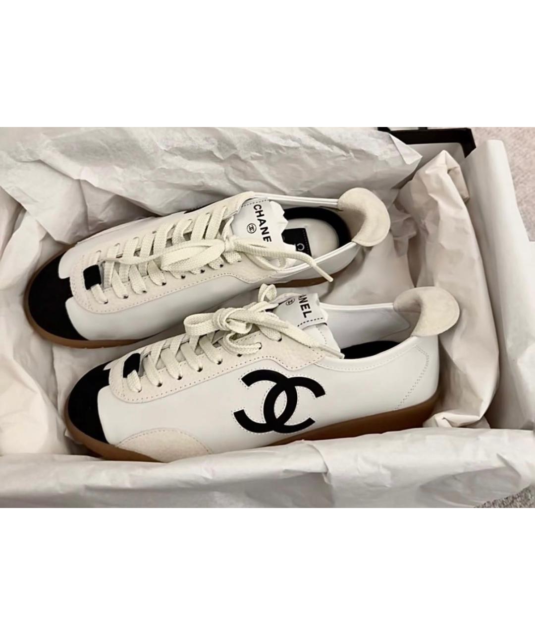 CHANEL Белые кожаные кеды, фото 3