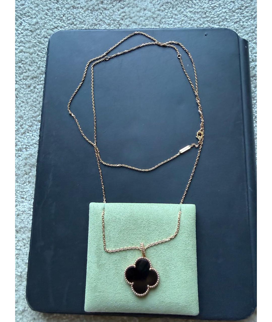 VAN CLEEF & ARPELS Черная подвеска из желтого золота, фото 8