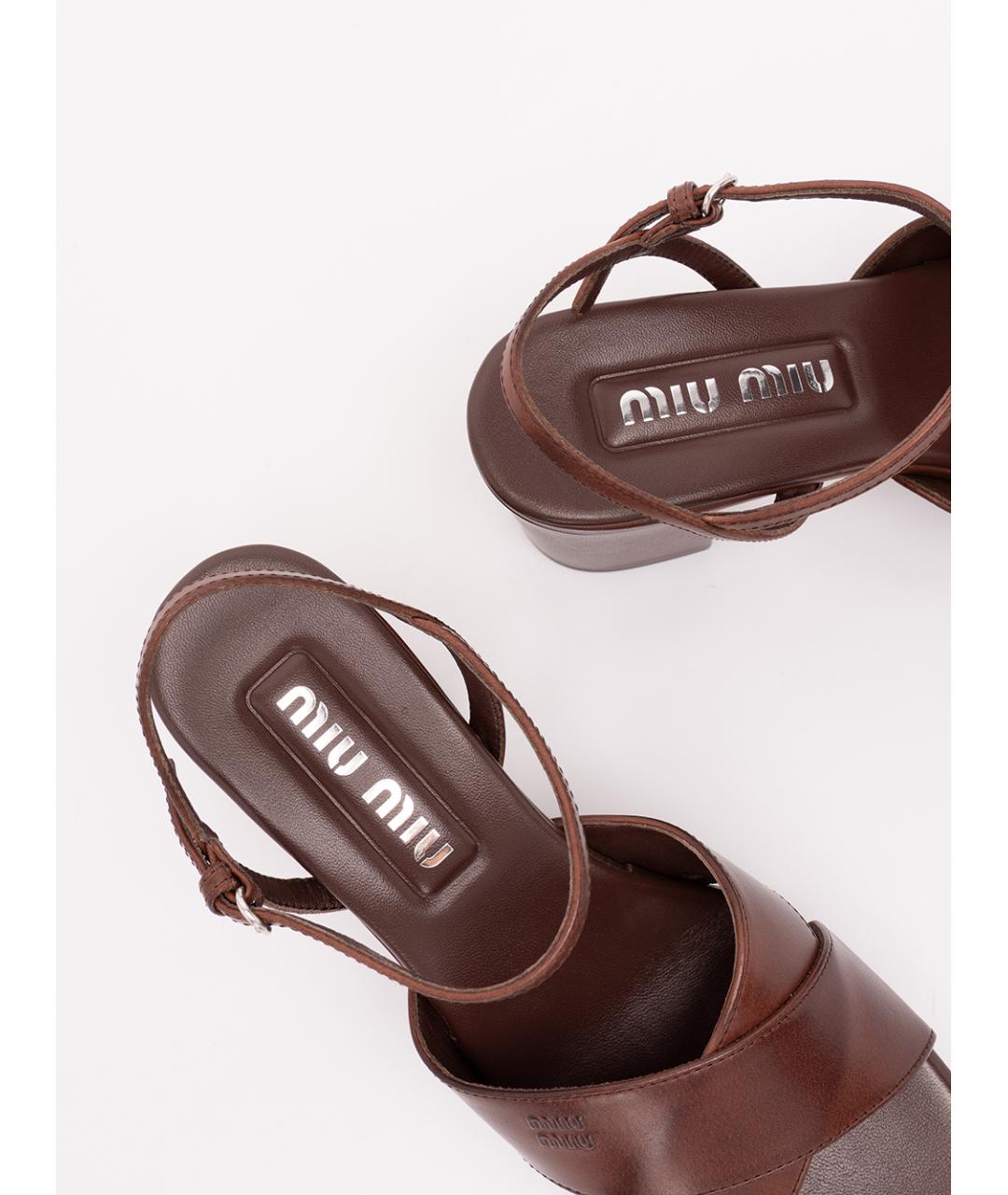 MIU MIU Коричневые кожаные босоножки, фото 6