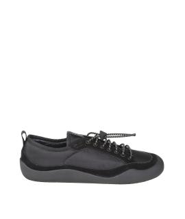PRADA Низкие кроссовки / кеды