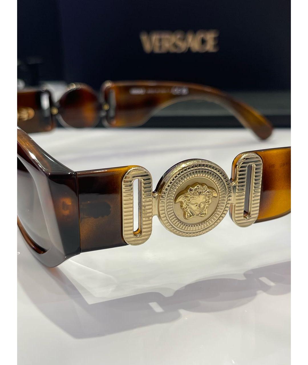 VERSACE Коричневые пластиковые солнцезащитные очки, фото 4