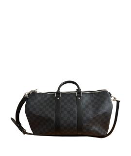 LOUIS VUITTON Дорожная и спортивная сумка