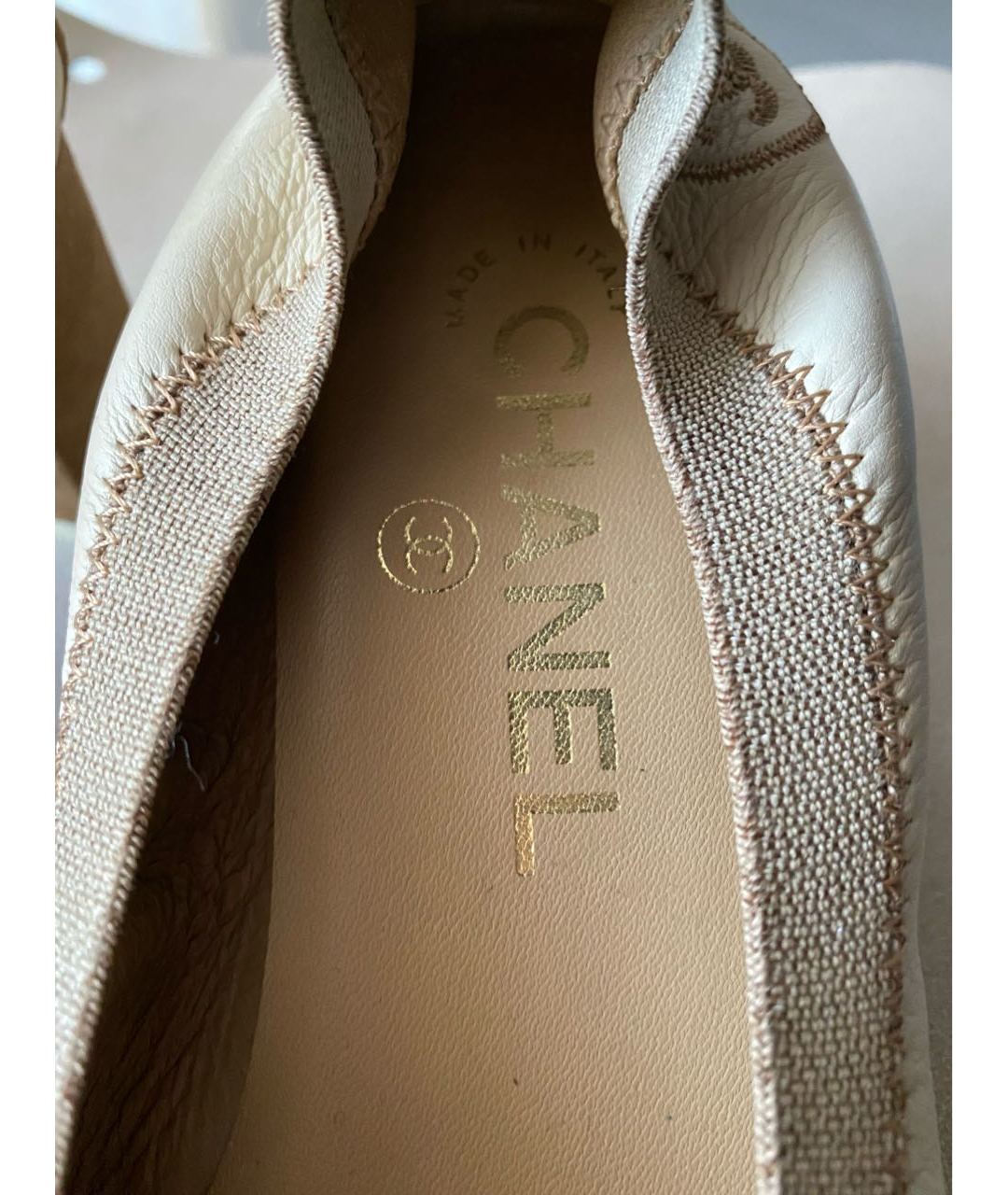 CHANEL PRE-OWNED Бежевые кожаные туфли, фото 6