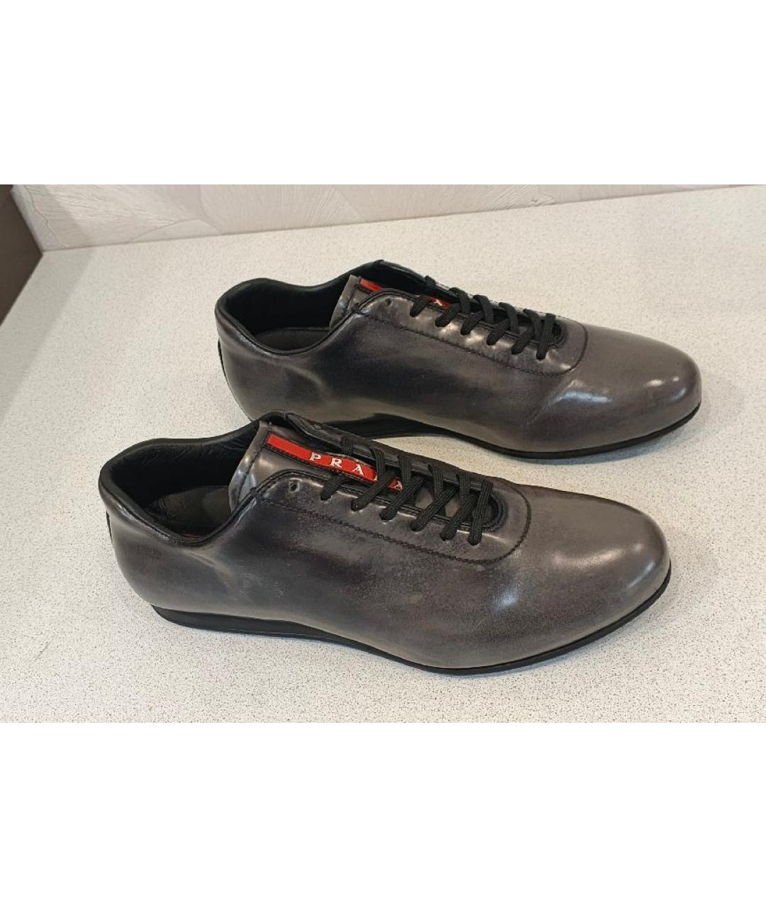 PRADA Антрацитовые кожаные низкие кроссовки / кеды, фото 7
