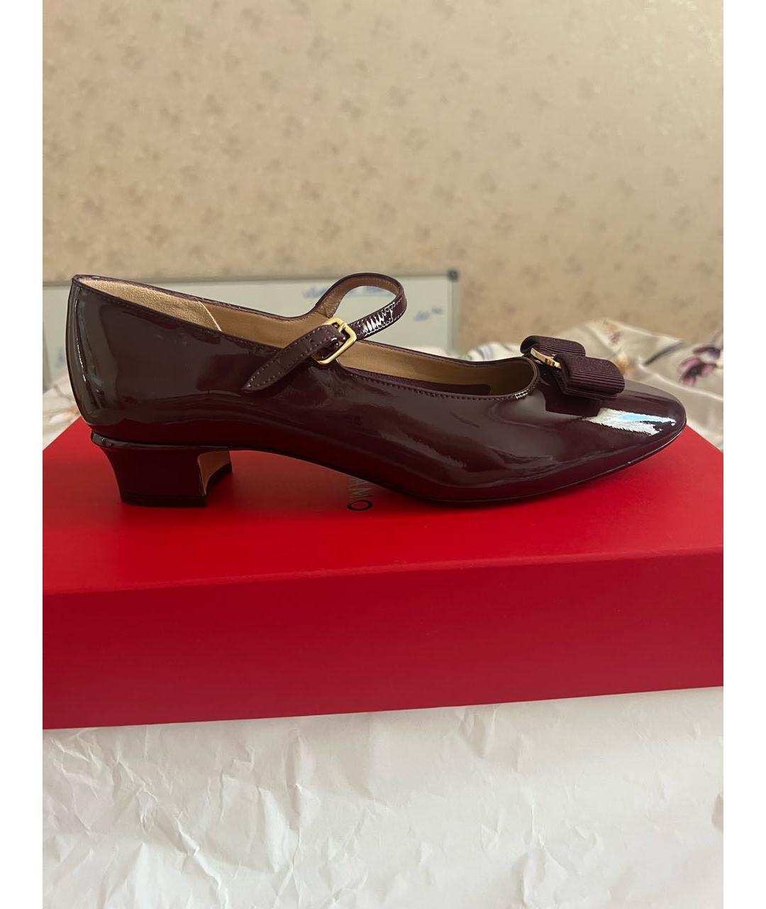 FERRAGAMO Фиолетовые туфли из лакированной кожи, фото 8