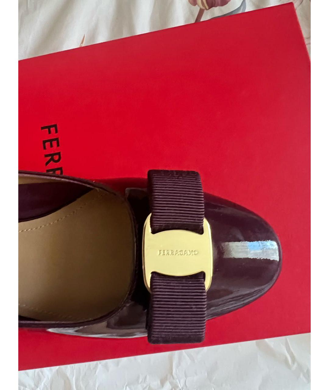 FERRAGAMO Фиолетовые туфли из лакированной кожи, фото 7