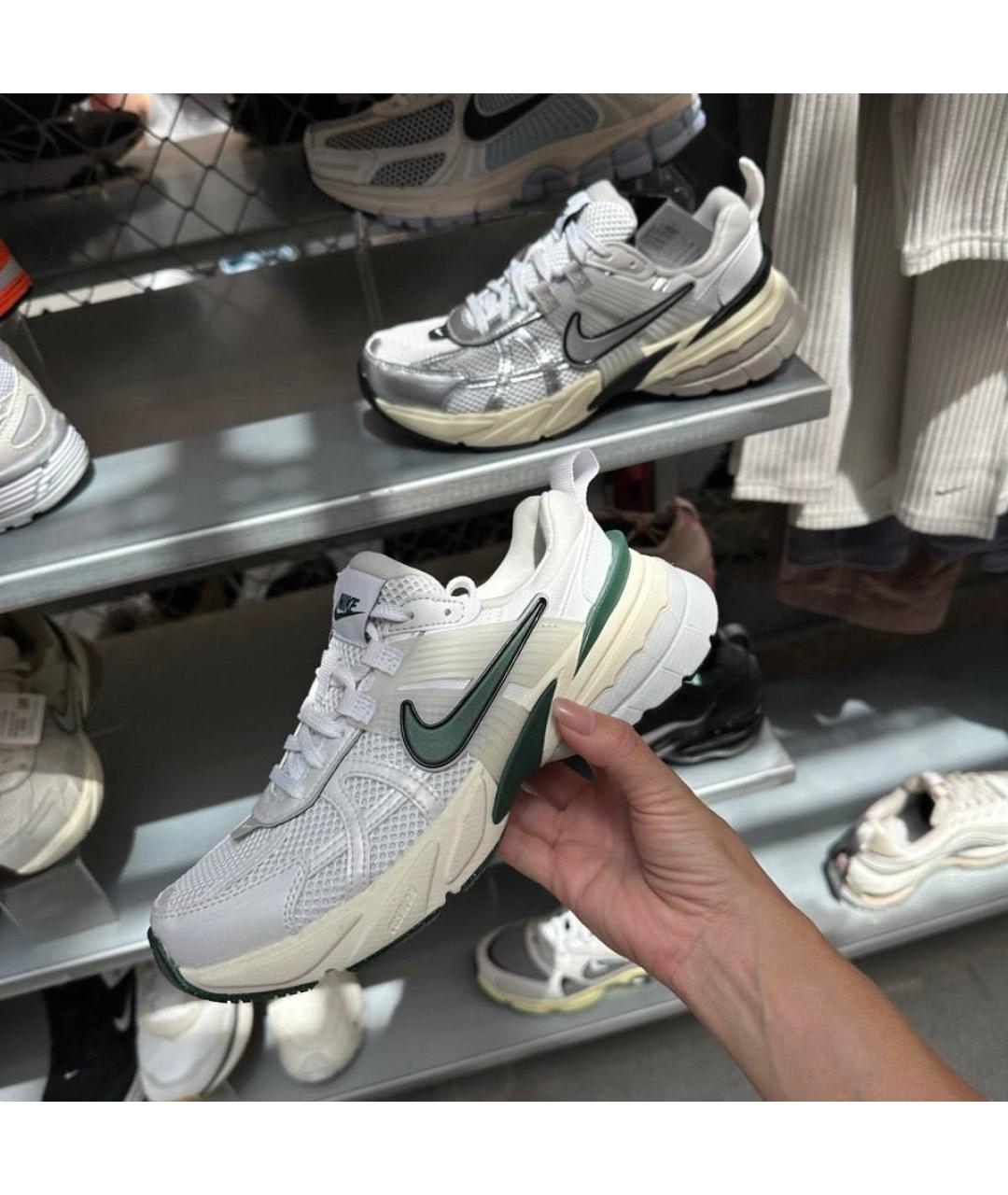 NIKE Белые кроссовки, фото 2