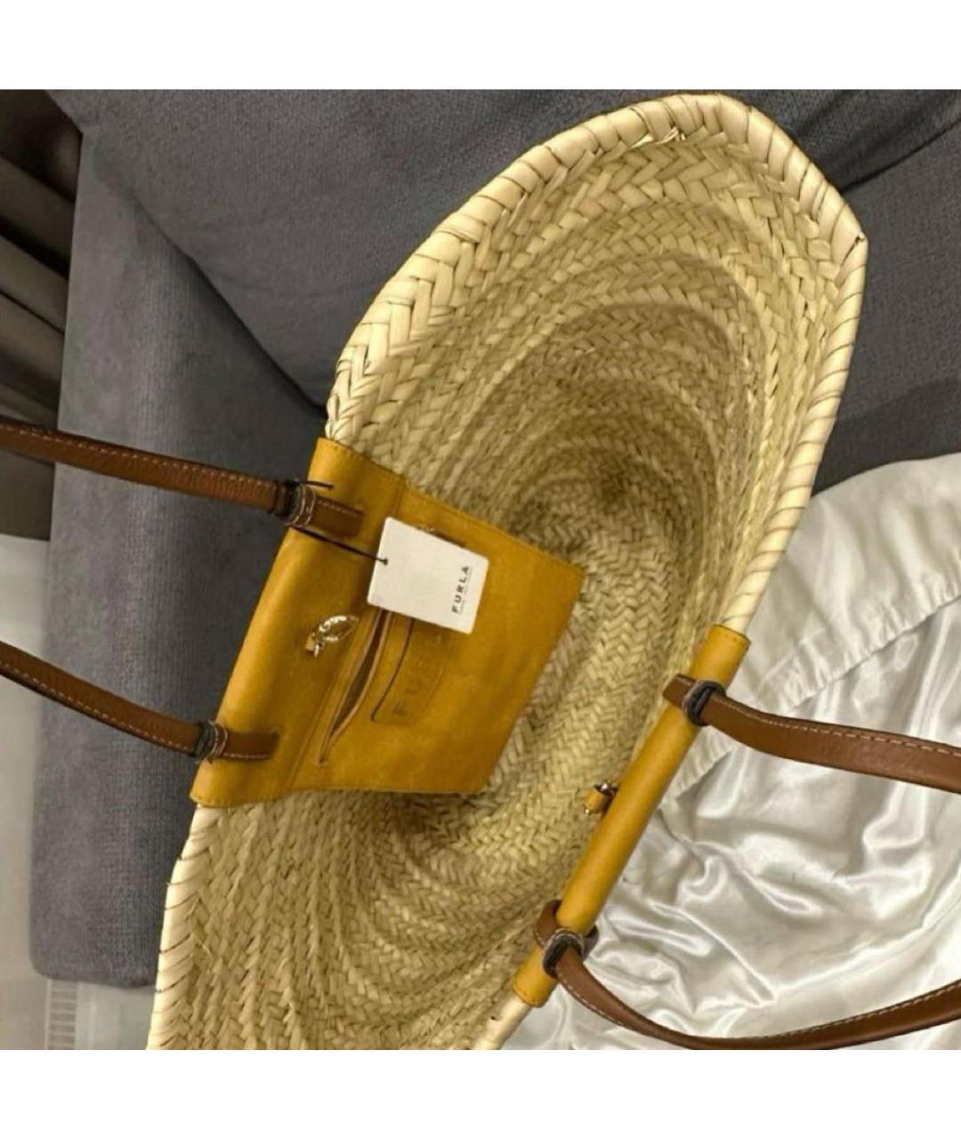 FURLA Бежевая плетеная пляжная сумка, фото 4