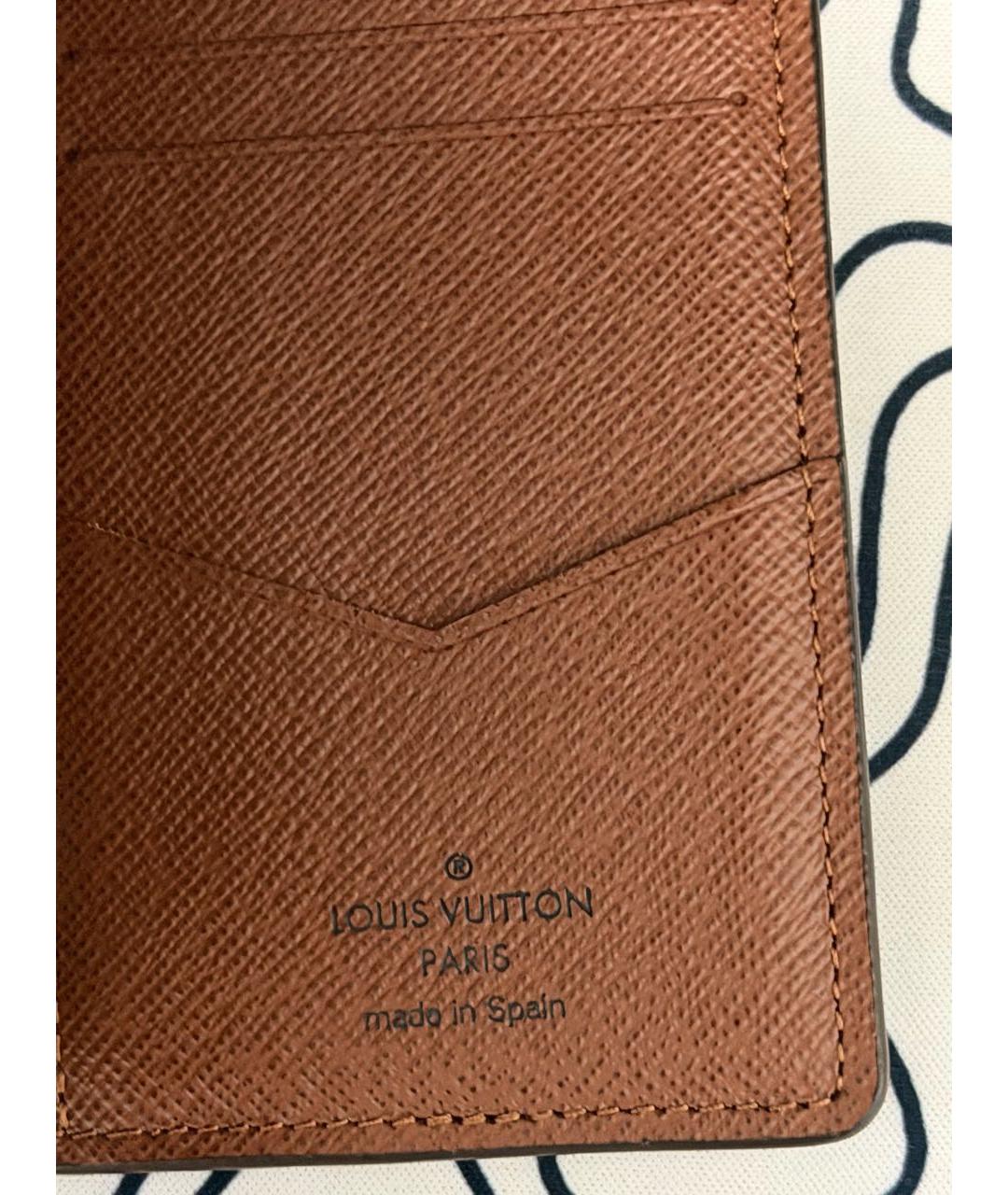 LOUIS VUITTON Коричневый кошелек, фото 3