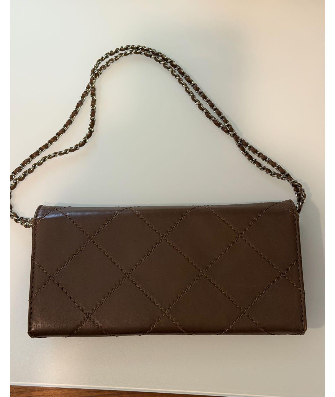 CHANEL Коричневая кожаная сумка с короткими ручками, фото 3