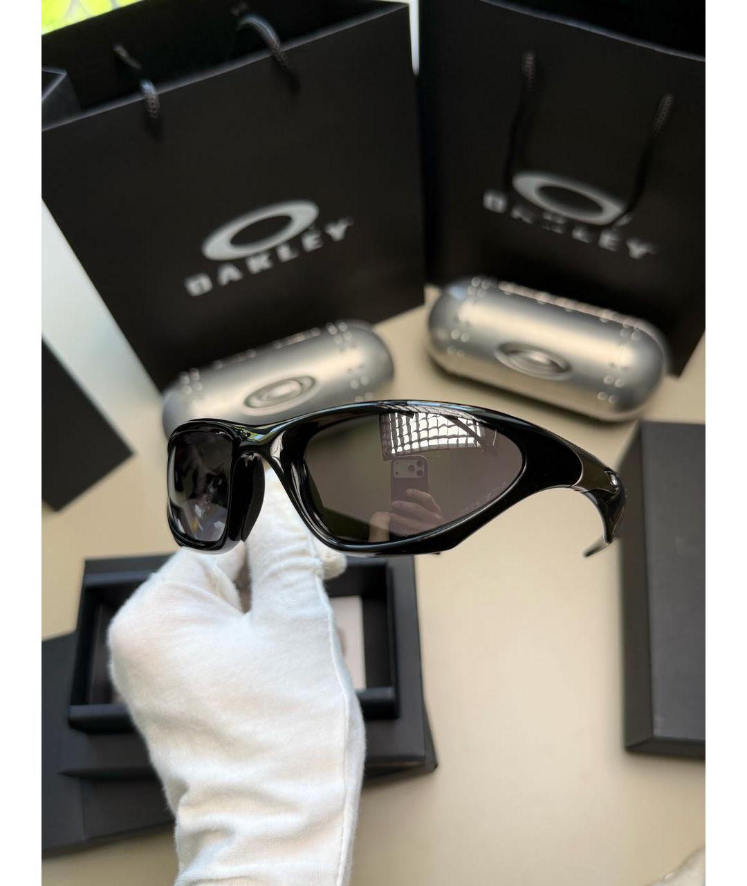 OAKLEY Черные пластиковые солнцезащитные очки, фото 2