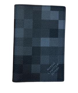 LOUIS VUITTON Кардхолдер