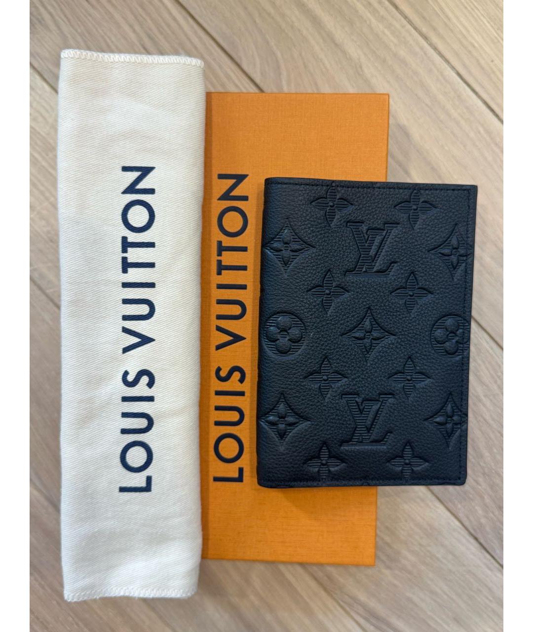 LOUIS VUITTON Черный кожаный кардхолдер, фото 9