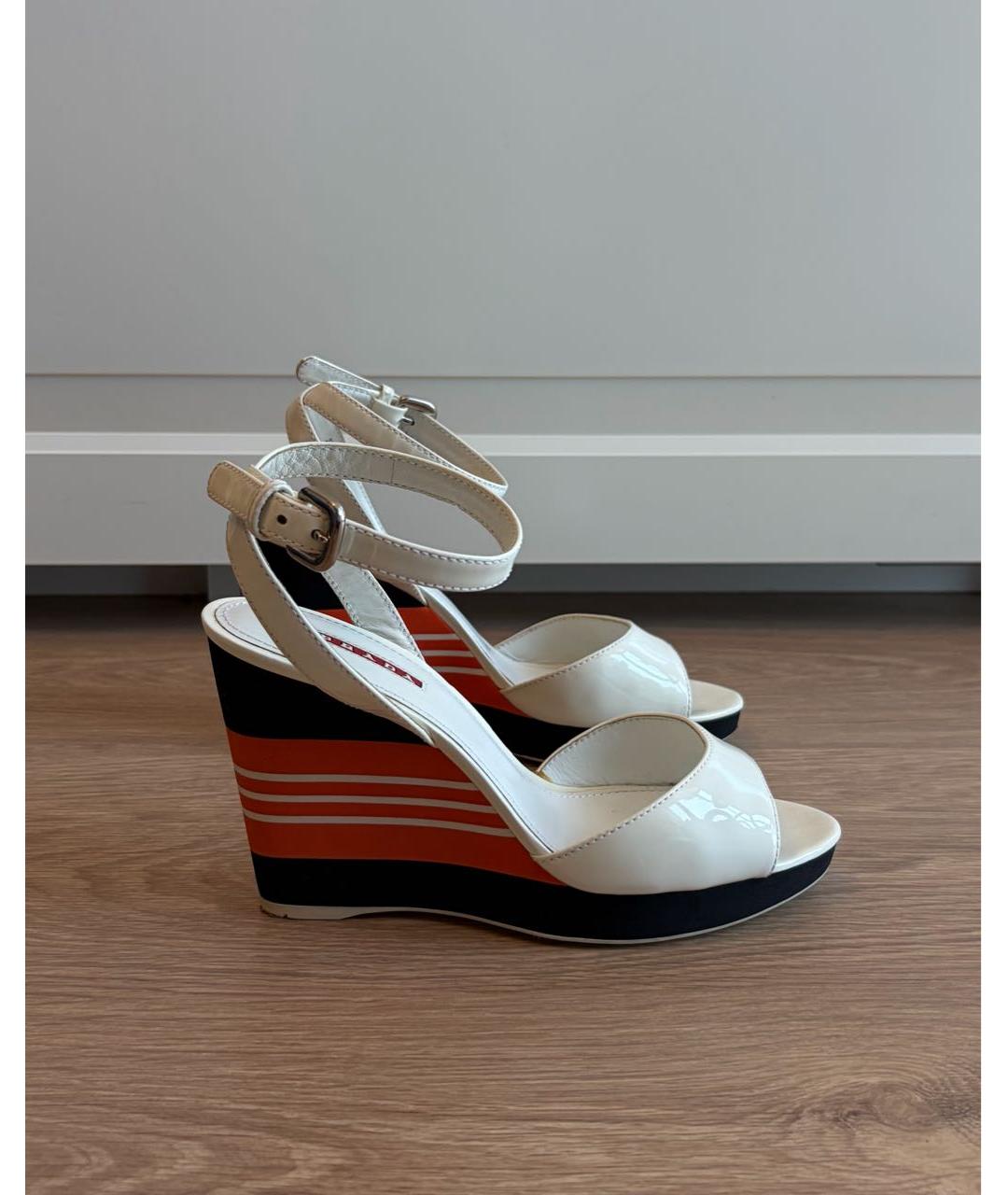 PRADA Мульти босоножки из лакированной кожи, фото 8