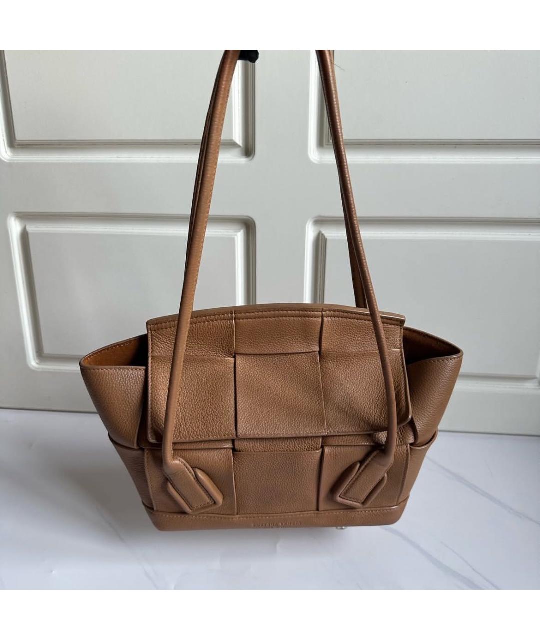 BOTTEGA VENETA Коричневая кожаная сумка через плечо, фото 2