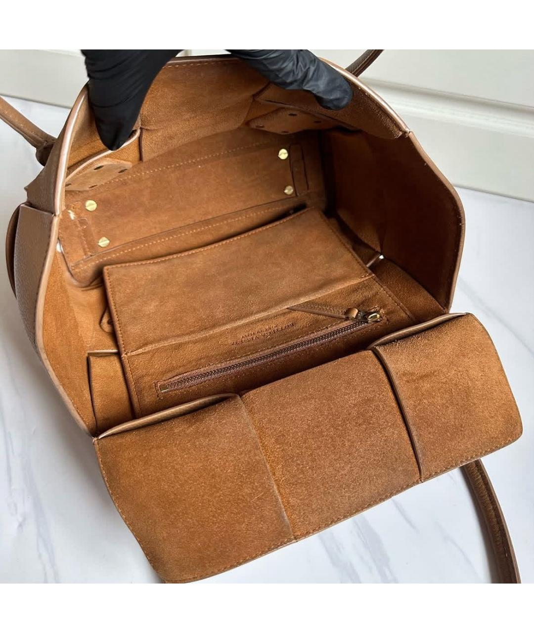 BOTTEGA VENETA Коричневая кожаная сумка через плечо, фото 3