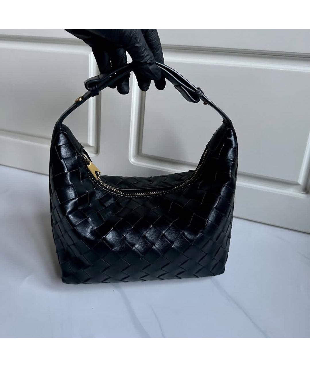 BOTTEGA VENETA Черная кожаная сумка с короткими ручками, фото 4