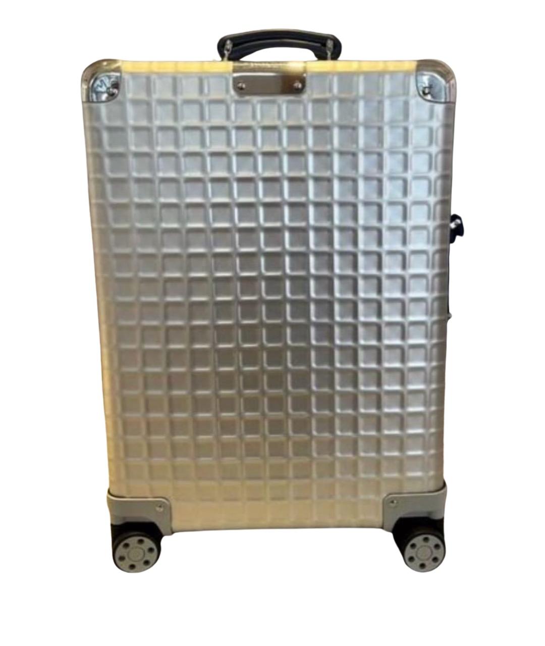 Rimowa Серебряный чемодан, фото 9