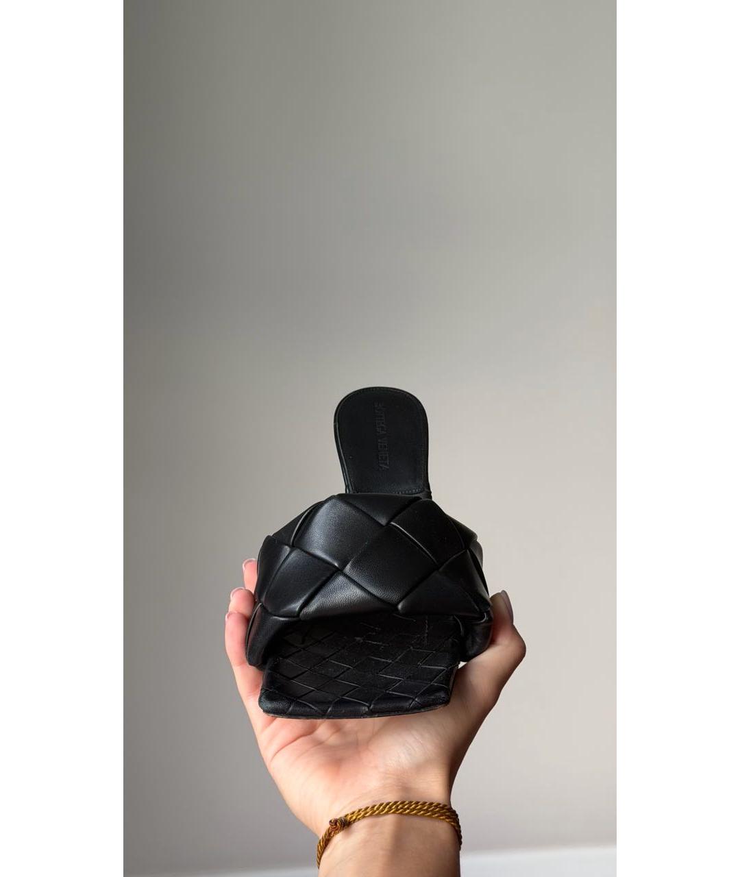 BOTTEGA VENETA Черные кожаные мюли, фото 2