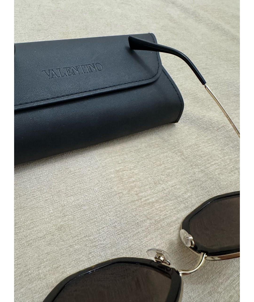 RED VALENTINO Черные пластиковые солнцезащитные очки, фото 6