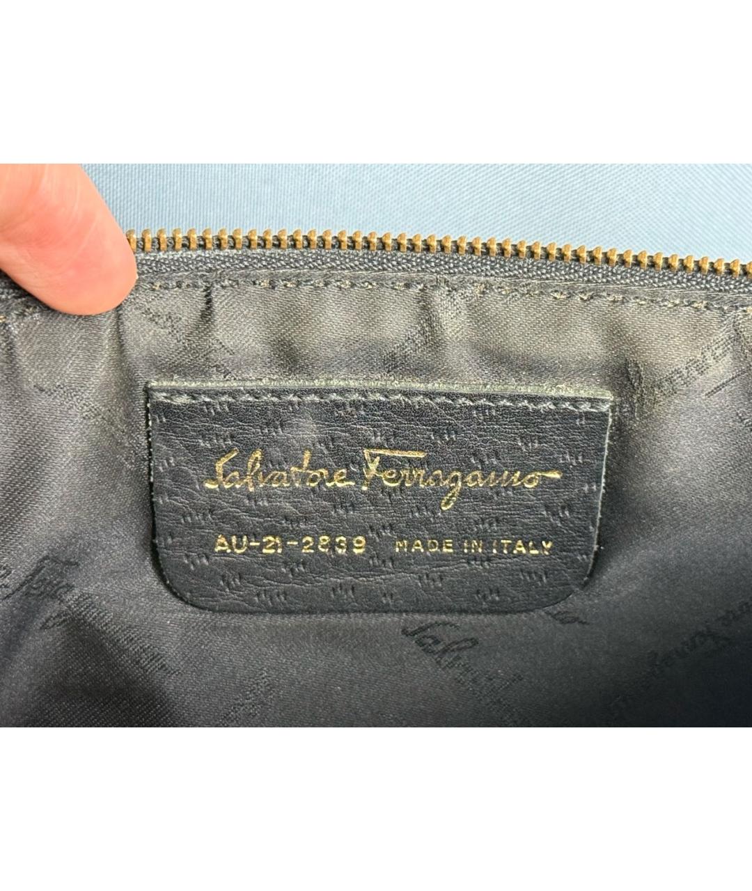 FERRAGAMO Черная кожаная сумка через плечо, фото 5