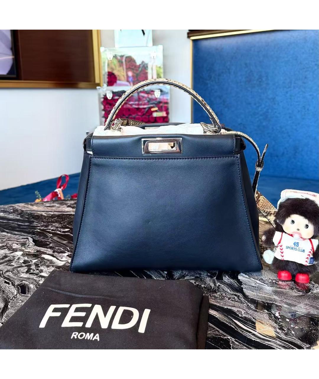 FENDI Черная кожаная сумка с короткими ручками, фото 2
