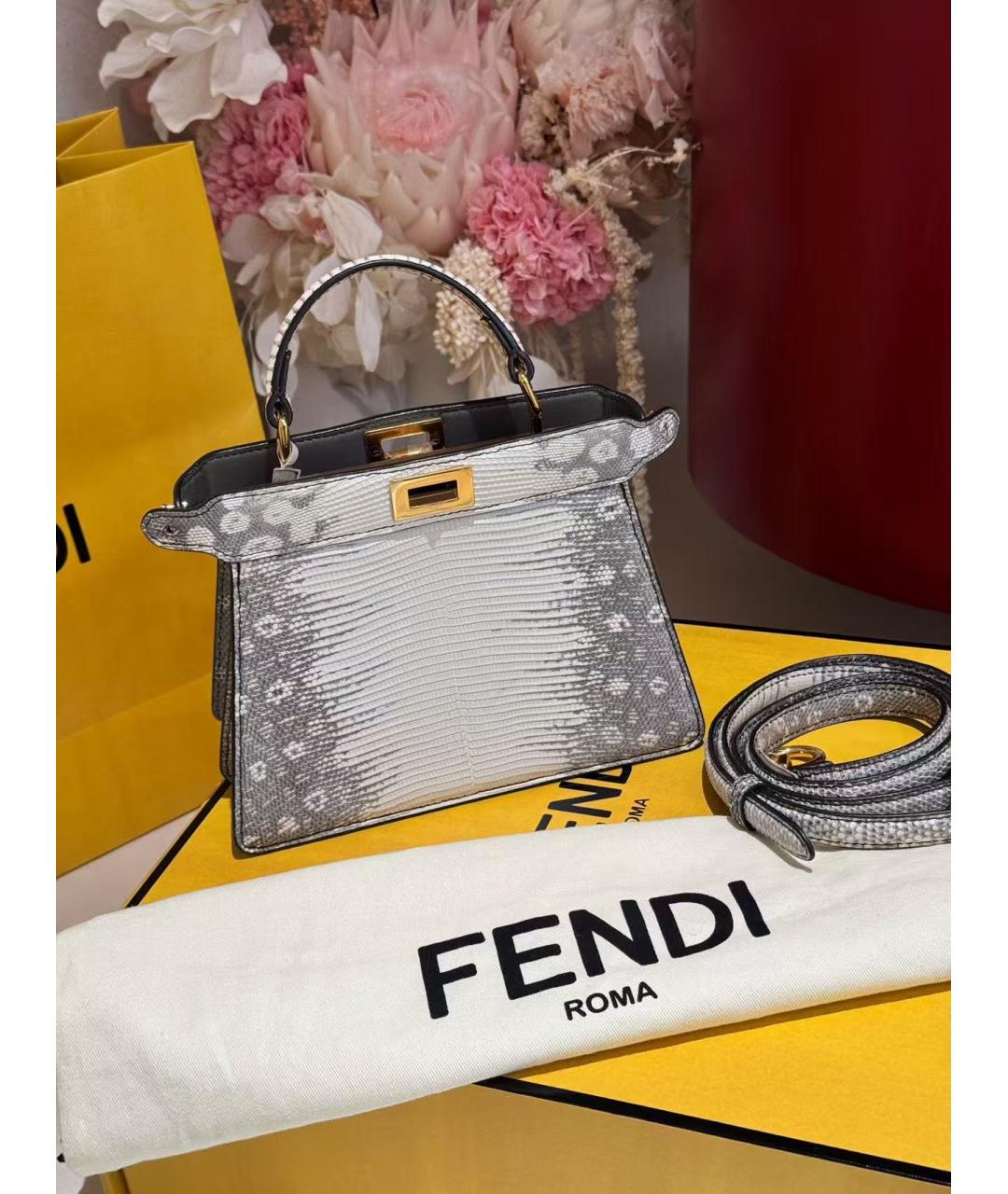FENDI Белая сумка с короткими ручками из экзотической кожи, фото 4