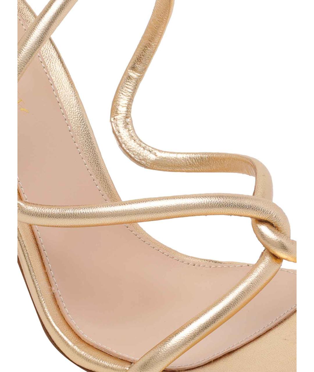 GIANVITO ROSSI Золотые кожаные босоножки, фото 4